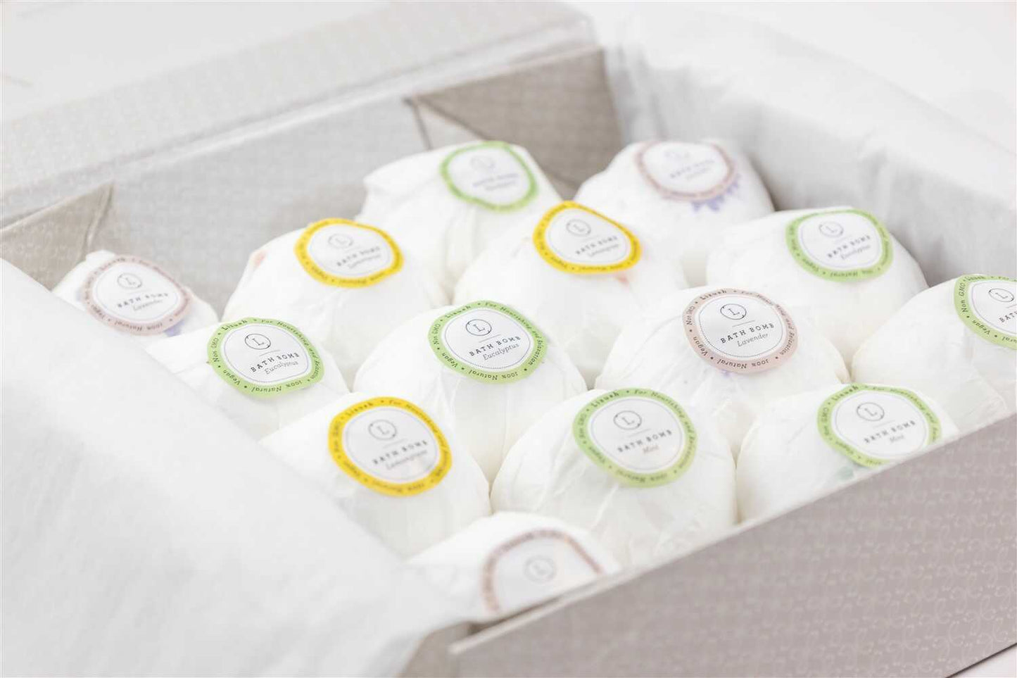 Bath Bombs Gift Box, Set of 14 Big 100% Natural Bath Bombs