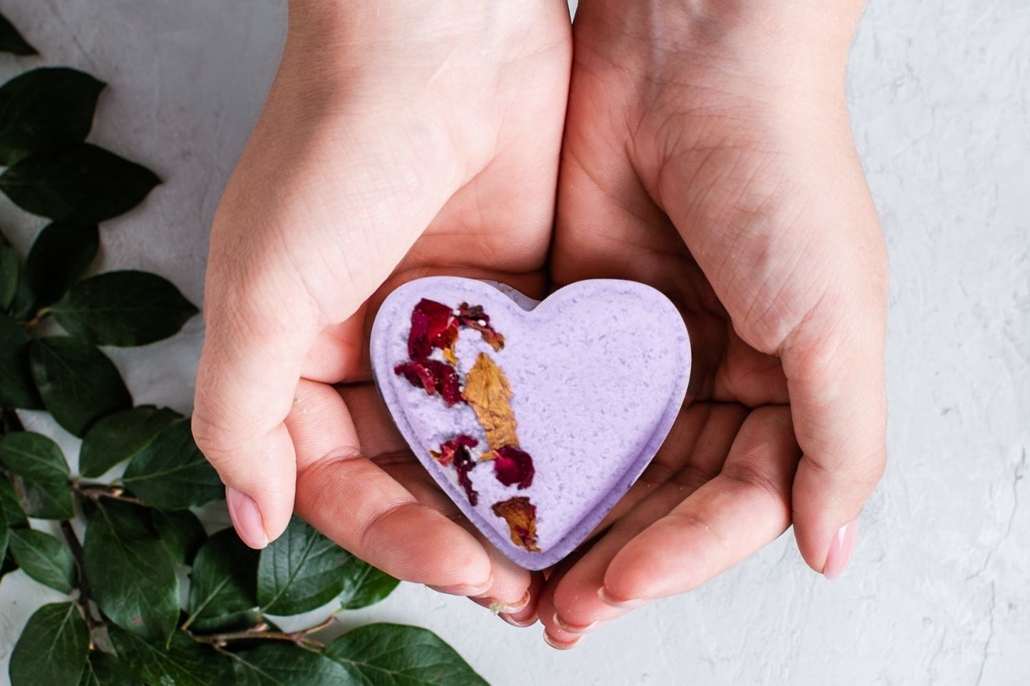 Set of 5 Heart Shaped Shower Steamers Package